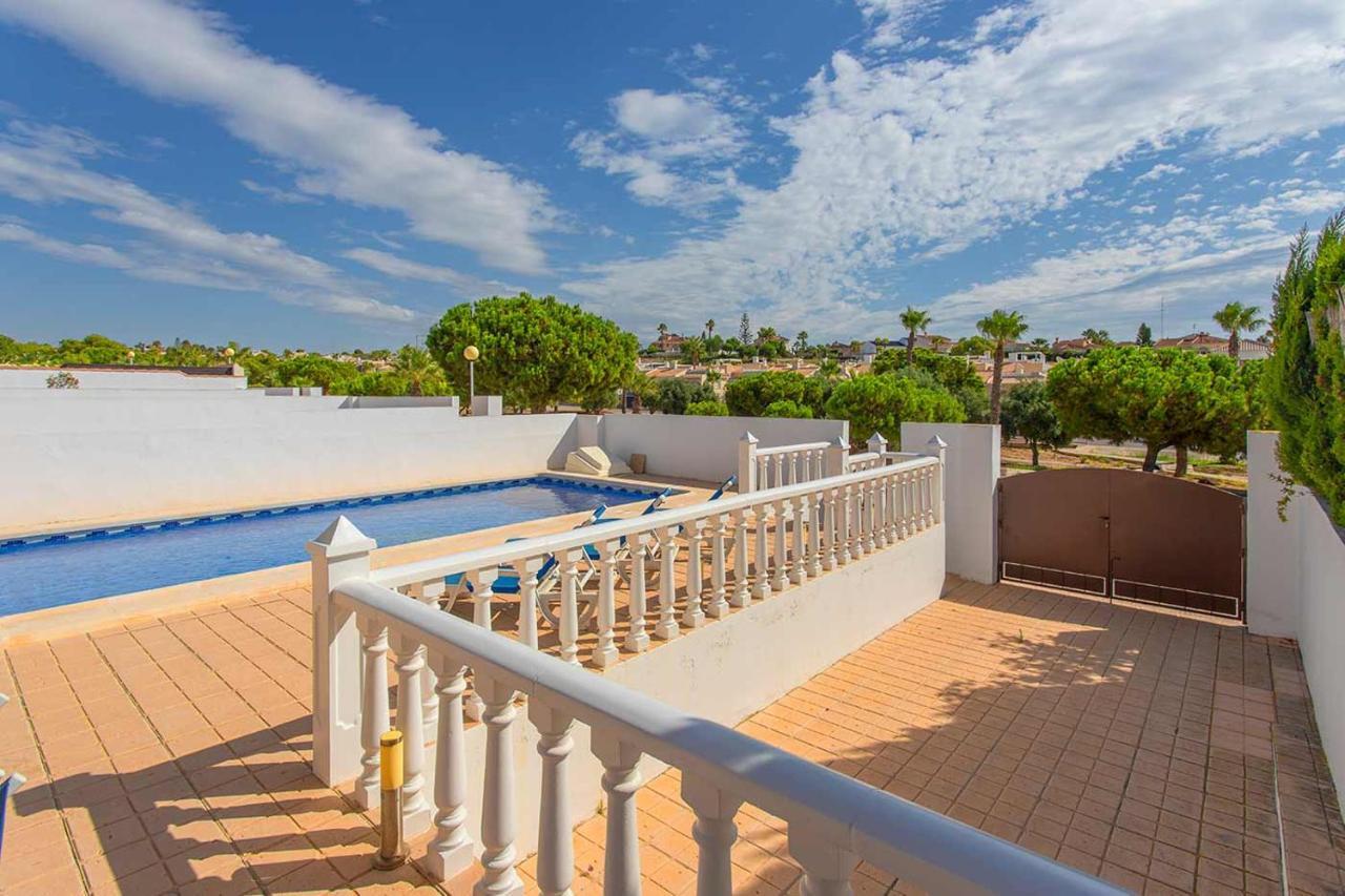 Ch Villa Isla Espalmador Сьюдад-Кесада Экстерьер фото